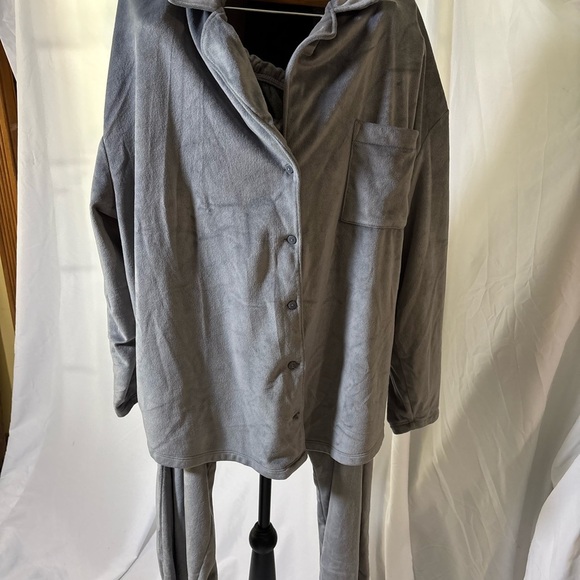ONLY Old Navy Velour‎ Gray Women's Pajama Set XL - Picture 1 of 7